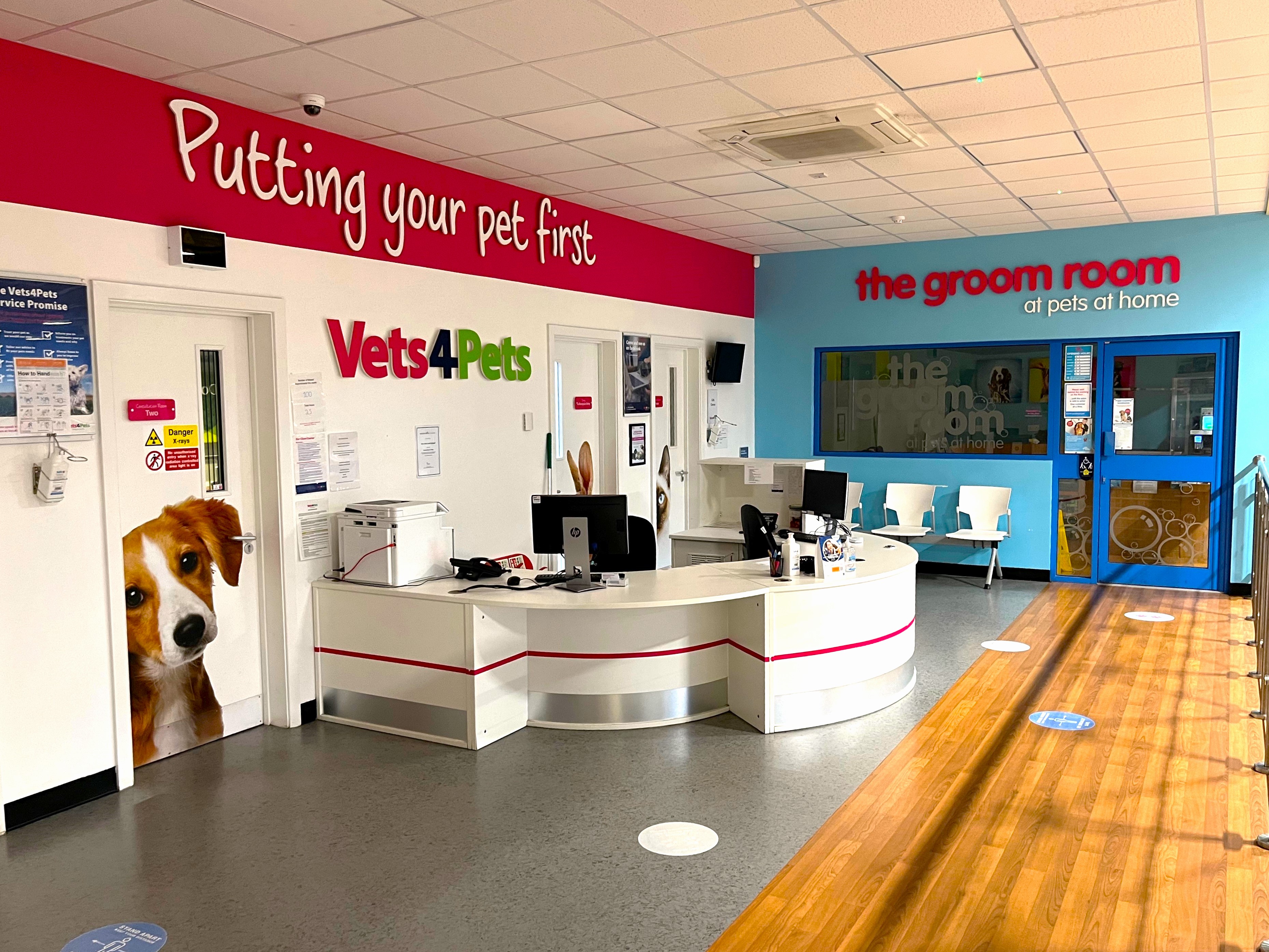 Pets at home store vets opening times